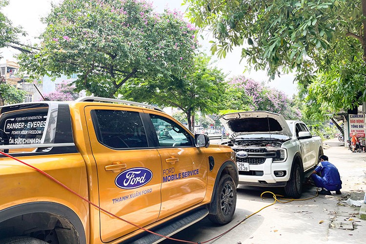 Ford Viet Nam bao duong luu dong 