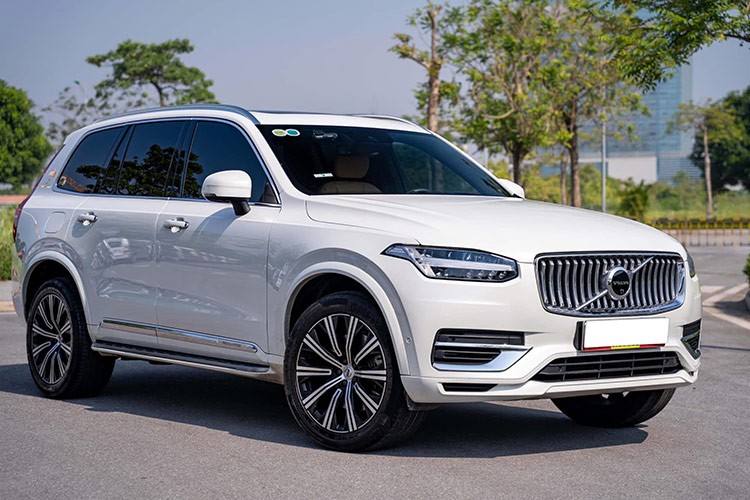 Volvo XC90 hybrid 3 nam tai Viet Nam, chu nhan 