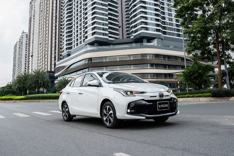 Toyota Viet Nam giam gia loat oto, 