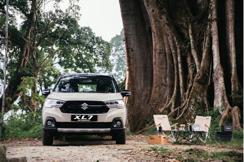 Suzuki XL7 vuot Toyota Innova Cross, dan dau phan khuc oto hybrid-Hinh-6