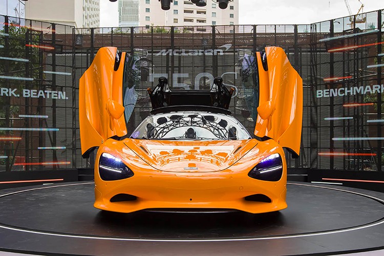 McLaren 750S Spider gan 30 ty gan bien 