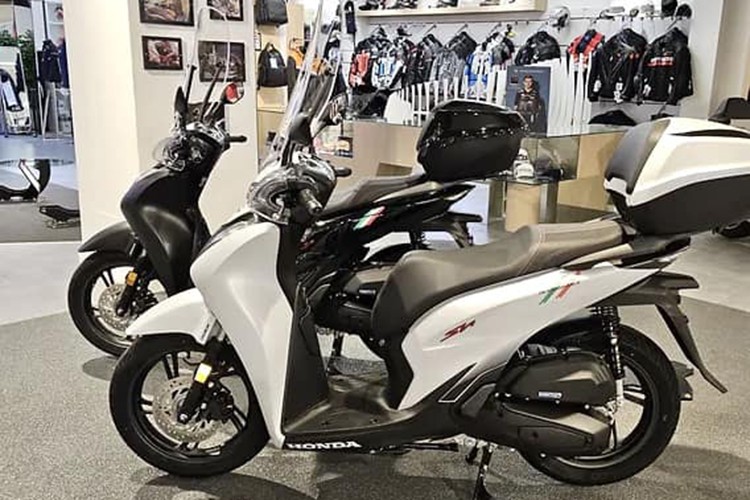 Can canh Honda SH150i Sport Edition hon 200 trieu tai Viet Nam-Hinh-2