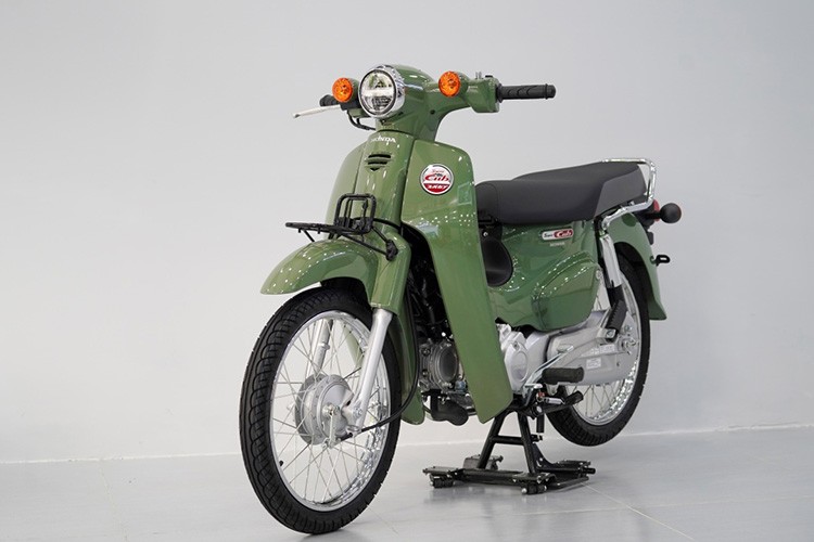 Cận cảnh Honda Super Cub 110 2025 giá hơn 48 triệu đồng - Hình 8 Can canh Honda Super Cub 110 2025 gia hon 48 trieu dong-Hinh-8