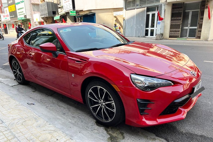 Cường Đô la “chốt hạ” xe thể thao Toyota 86 hàng hiếm, giá mềm - Hình 8 Cuong Do la “chot ha” xe the thao Toyota 86 hang hiem, gia mem-Hinh-8