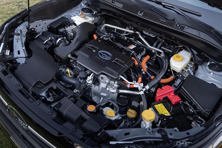 Subaru Forester Hybrid từ 920 triệu đồng, "ăn xăng" 6,7 lít/100 km - Hình 9 Subaru Forester Hybrid tu 920 trieu dong,