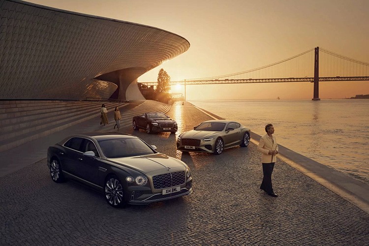 Bentley Continental GTC Speed hàng thửa có giá tới 1,7 triệu USD - Hình 9 Bentley Continental GTC Speed hang thua co gia toi 1,7 trieu USD-Hinh-9