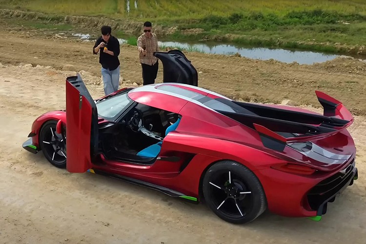 Koenigsegg Jesko khung 