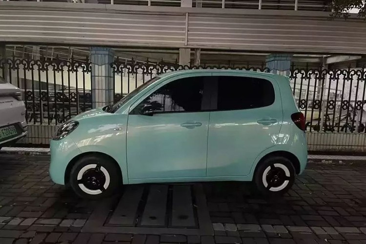 Wuling Mini EV 5 cua sieu re tu 139 trieu dong sap mo ban-Hinh-6