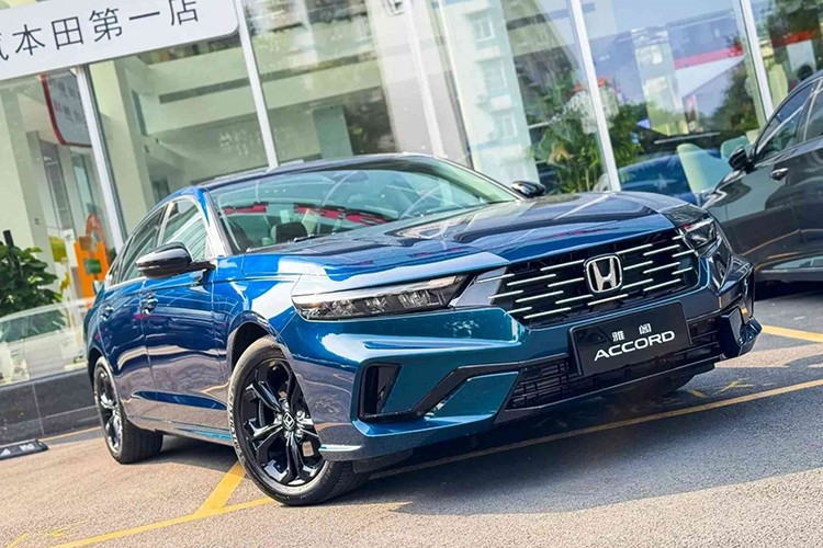 Honda Accord 2026 ra mat, chay 106 km khong 