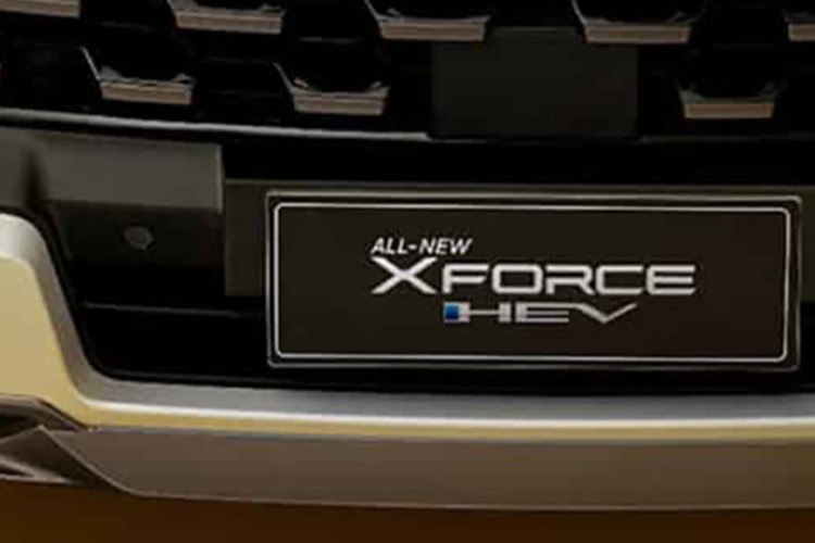 Mitsubishi Xforce HEV 2025 lo dien, gia ban khoang 523 trieu dong-Hinh-3