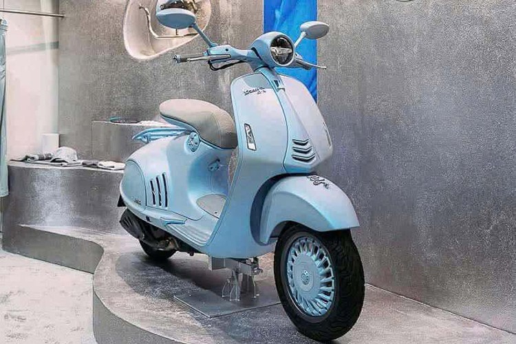 Vespa 946 Snake - xe ga dat do gia 460 trieu dong tai Viet Nam-Hinh-10