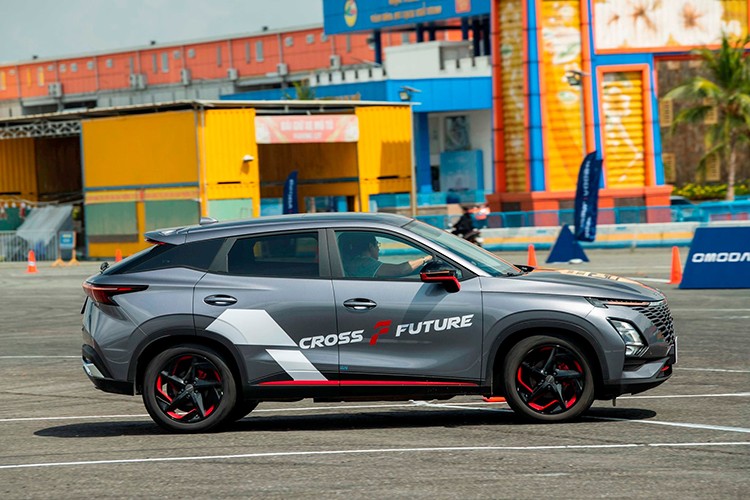 Omoda C5 và Jaecoo J7 nhận hàng loạt ưu đãi trong tháng 3/2025 - Hình 2 Omoda C5 va Jaecoo J7 nhan hang loat uu dai trong thang 3/2025-Hinh-2