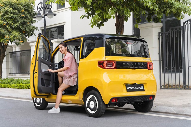 Top ôtô nhỏ xinh "giá mềm" cho phái đẹp nhân ngày 8/3 - Hình 4 Top oto nho xinh