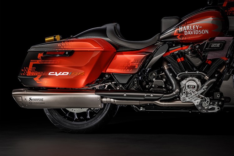 Siêu phẩm Harley-Davidson Road Glide CVO "thét giá" gần 3 tỷ đồng - Hình 6 Sieu pham Harley-Davidson Road Glide CVO