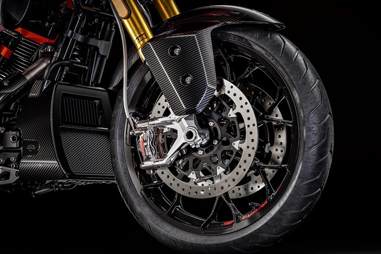 Siêu phẩm Harley-Davidson Road Glide CVO "thét giá" gần 3 tỷ đồng - Hình 7 Sieu pham Harley-Davidson Road Glide CVO