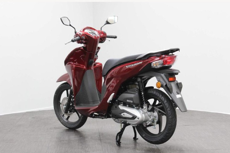 Honda Vision giá rẻ, bán "siêu đắt" tới 92 triệu tại quốc gia này - Hình 9 Honda Vision gia re, ban