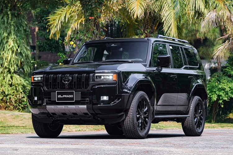 Toyota Land Cruiser tăng giá tới gần 300 triệu đồng tại Việt Nam - Hình 8 Toyota Land Cruiser tang gia toi gan 300 trieu dong tai Viet Nam-Hinh-8