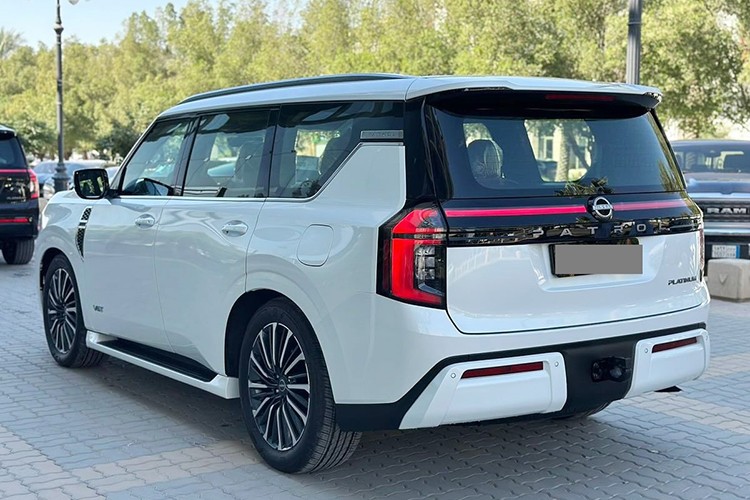 Nissan Patrol 2025 từ hơn 4 tỷ sắp về Việt Nam có gì hay? - Hình 2 Nissan Patrol 2025 tu hon 4 ty sap ve Viet Nam co gi hay?-Hinh-2