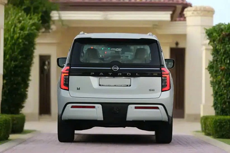 Nissan Patrol 2025 từ hơn 4 tỷ sắp về Việt Nam có gì hay? - Hình 4 Nissan Patrol 2025 tu hon 4 ty sap ve Viet Nam co gi hay?-Hinh-4