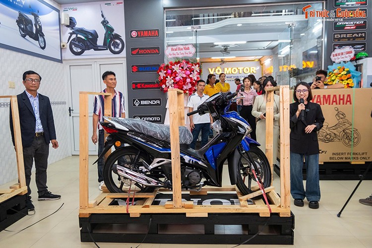 "Đập thùng" Honda Wave 125i hơn 75 triệu nhập Malaysia về Việt Nam - Hình 2