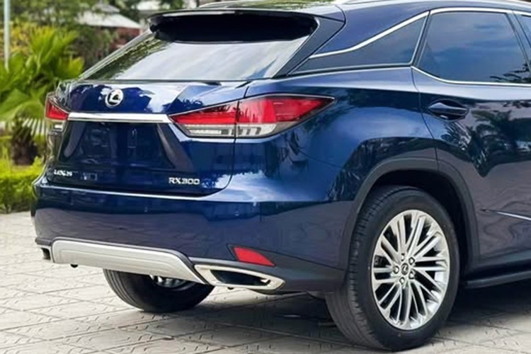 Co nen mua Lexus RX 350 2022 tai Viet Nam gia 3,6 ty?-Hinh-4