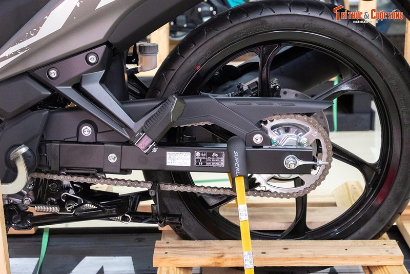 "Khui thùng" Yamaha 135LC hơn 100 triệu đồng, đắt gấp đôi Honda Winner - Hình 9