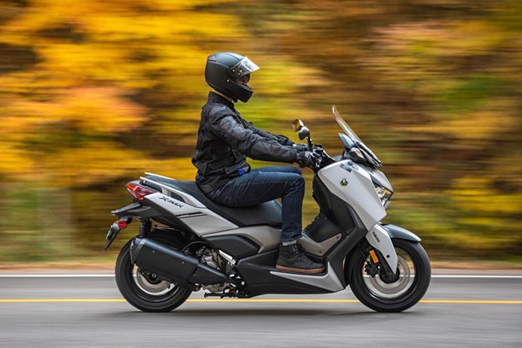 Yamaha XMAX 300 2025 