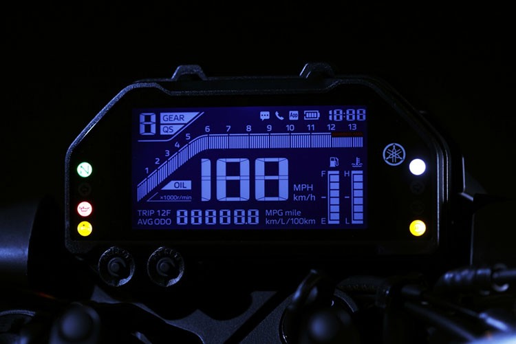 Yamaha MT-15 2025 ra mắt chỉ từ 72 triệu đồng, "đấu" Honda CB150R - Hình 4 Yamaha MT-15 2025 ra mat chi tu 72 trieu dong,