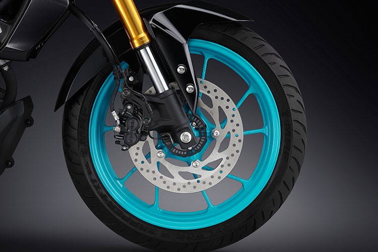Yamaha MT-15 2025 ra mắt chỉ từ 72 triệu đồng, "đấu" Honda CB150R - Hình 5 Yamaha MT-15 2025 ra mat chi tu 72 trieu dong,