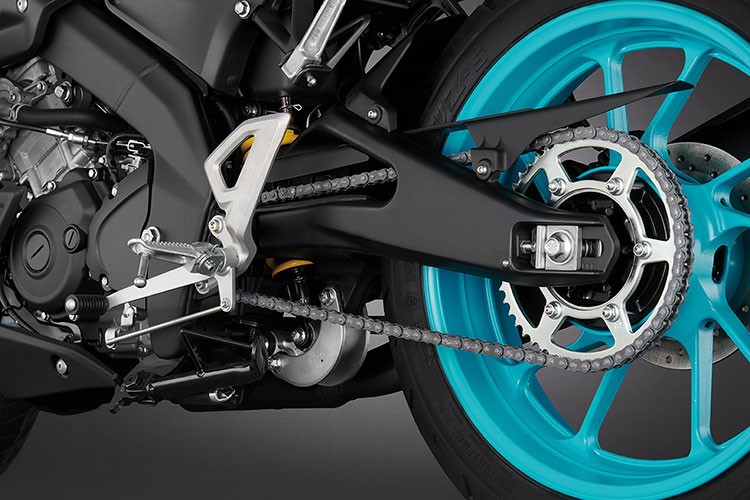 Yamaha MT-15 2025 ra mắt chỉ từ 72 triệu đồng, "đấu" Honda CB150R - Hình 6 Yamaha MT-15 2025 ra mat chi tu 72 trieu dong,