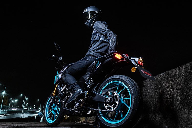Yamaha MT-15 2025 ra mắt chỉ từ 72 triệu đồng, "đấu" Honda CB150R - Hình 9 Yamaha MT-15 2025 ra mat chi tu 72 trieu dong,