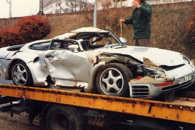 Chiec Porsche 959 