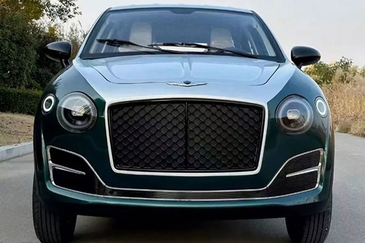 Bentley Bentayga chay ca xang lan dien, 