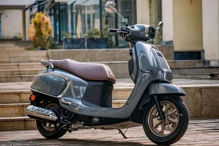 Can canh Suzuki US125 - xe ga 