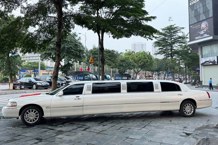 Lincoln Limousine 2006 sieu sang “dai ngoang”, hon 1,2 ty o Ha Noi-Hinh-2