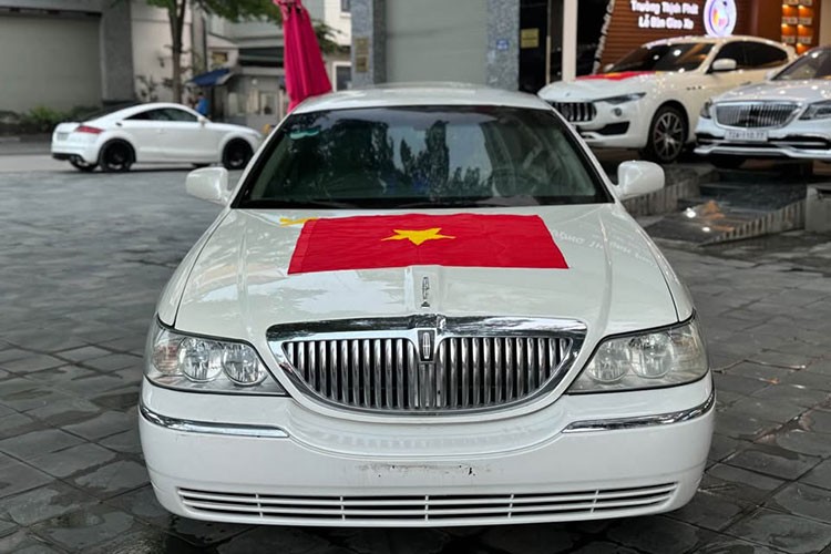 Lincoln Limousine 2006 sieu sang “dai ngoang”, hon 1,2 ty o Ha Noi-Hinh-8