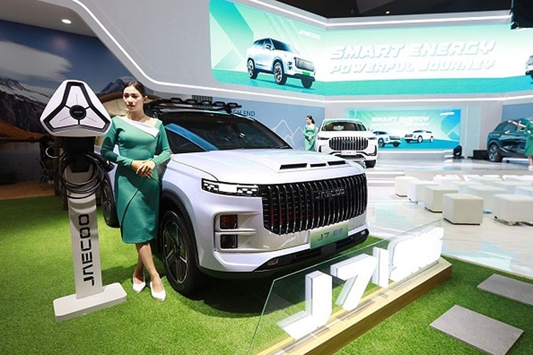 Xe JAECOO là đối tác chính Hội nghị Công nghiệp Xanh Indonesia - Hình 3 Xe JAECOO la doi tac chinh Hoi nghi Cong nghiep Xanh Indonesia-Hinh-3