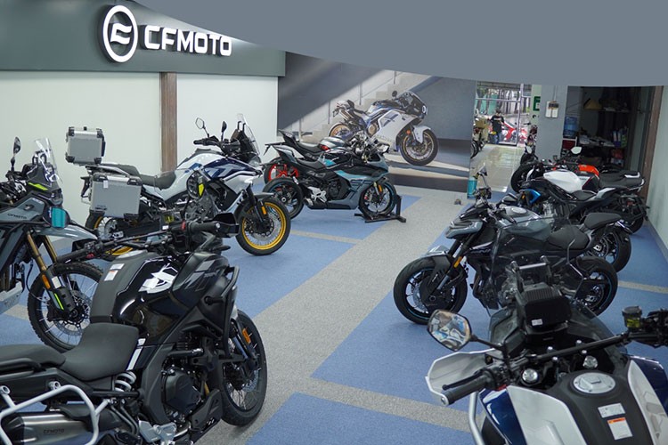 CFMoto ra mắt 4 mẫu môtô tại Việt Nam, bán từ 125 triệu đồng CFMoto ra mat 4 mau moto tai Viet Nam, ban tu 125 trieu dong