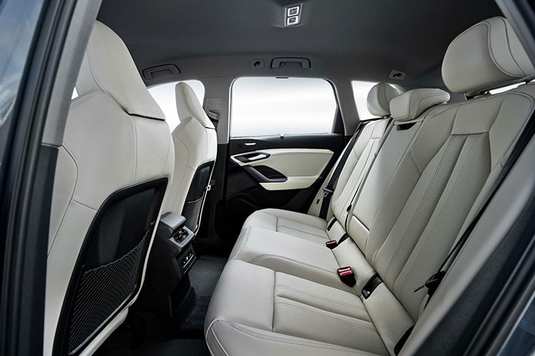 Audi Q6 sap ve Viet Nam, re hon BMW iX3 gan 500 trieu?-Hinh-7