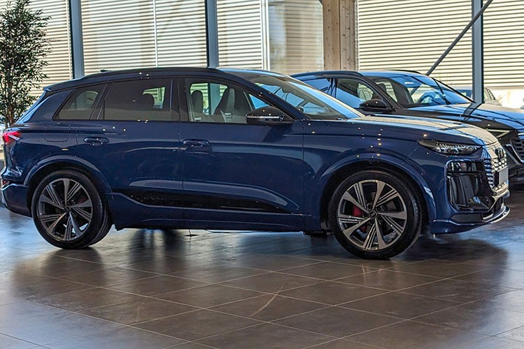 Audi Q6 sap ve Viet Nam, re hon BMW iX3 gan 500 trieu?