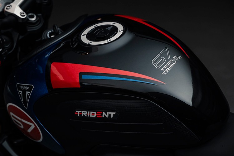 Triumph ra mat Trident 660 Triple Tribute dac biet, cho ve Viet Nam-Hinh-4