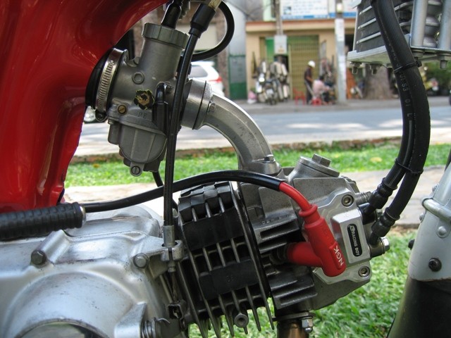 Kho xe cổ vô giá tại Sài Gòn  Xe máy