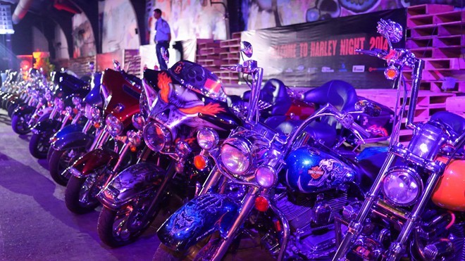 60 moto Harley-Davidson dieu hanh ram ro o Sai Gon-Hinh-6