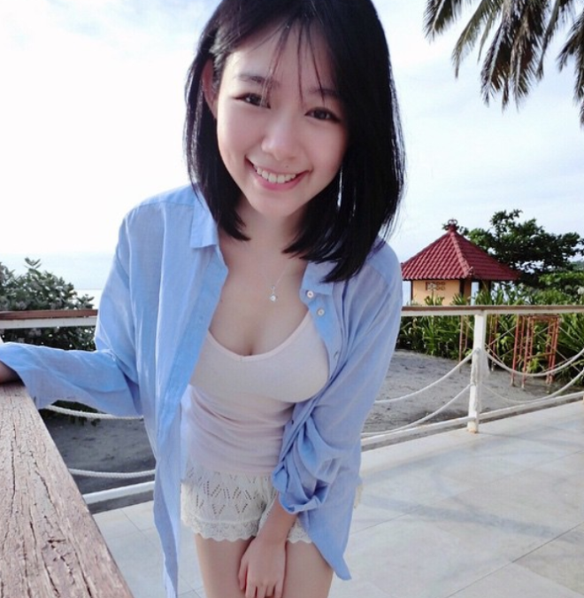 Hot girl “nam lay tay em” noi nhu con nho anh goi cam-Hinh-5