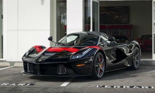 LaFerrari Bespoke choang ngop voi suc manh 950 ma luc