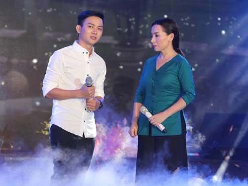 “Co dau 8 tuoi” Phi Nhung khien nguoi xem phat cuong-Hinh-7