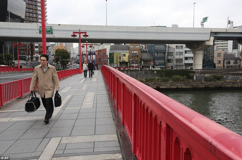 Tokyo ngay ay va bay gio sau su kien My tha bom-Hinh-13