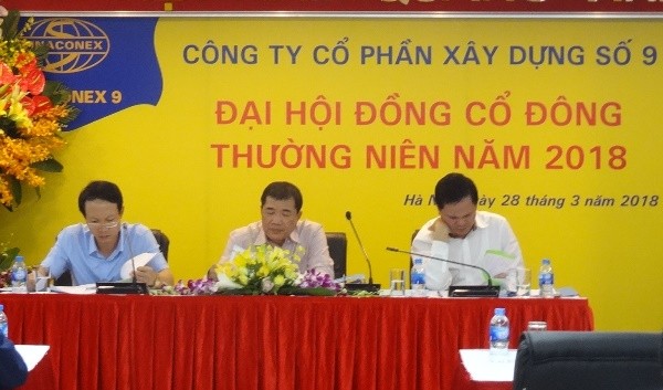 Thi gia VC9 tang cao sau tin Pho Chu tich muon thoai 9,51% von