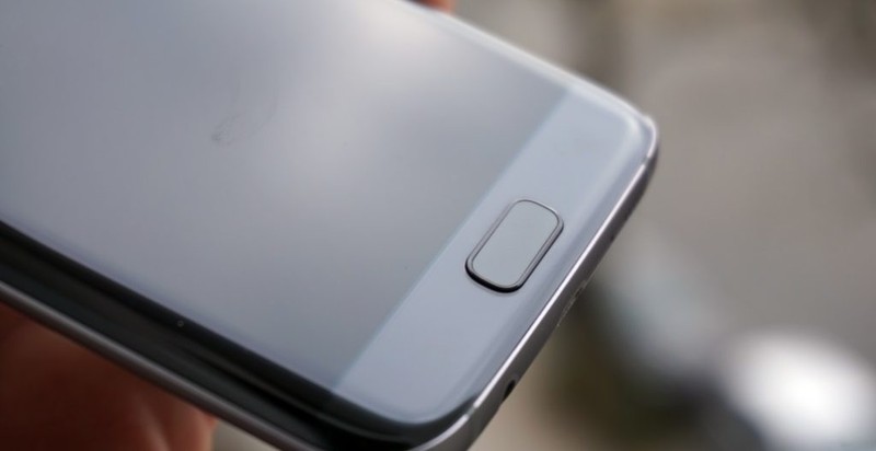 Samsung Galaxy S8 bi ro ri thong tin gi?-Hinh-2