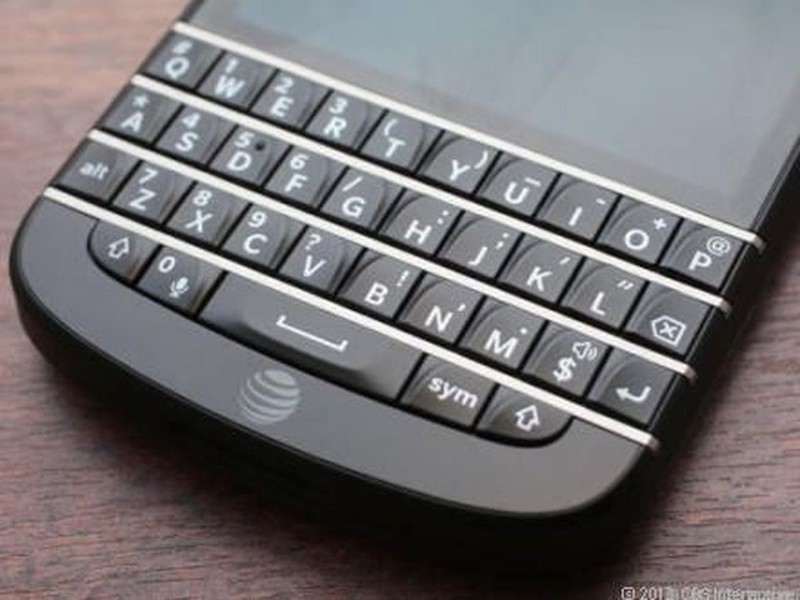 Nhung dien thoai BlackBerry ban phim Qwerty noi bat nhat the gioi-Hinh-6